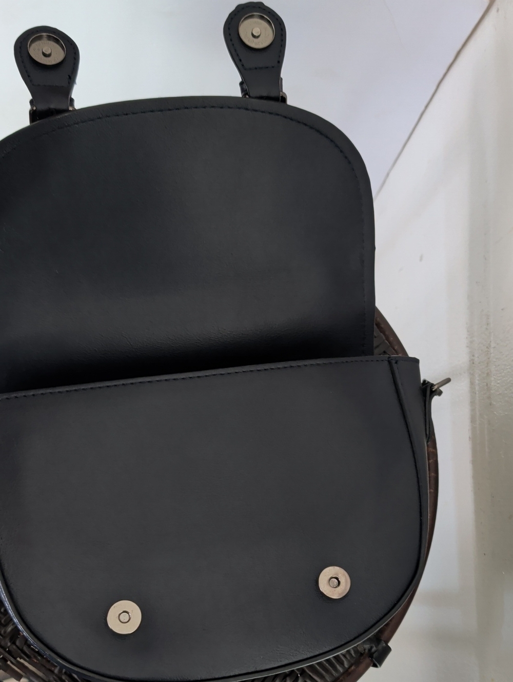 Classic Black Plaid Satchel Crossbody Bag - Picture 14 of 16
